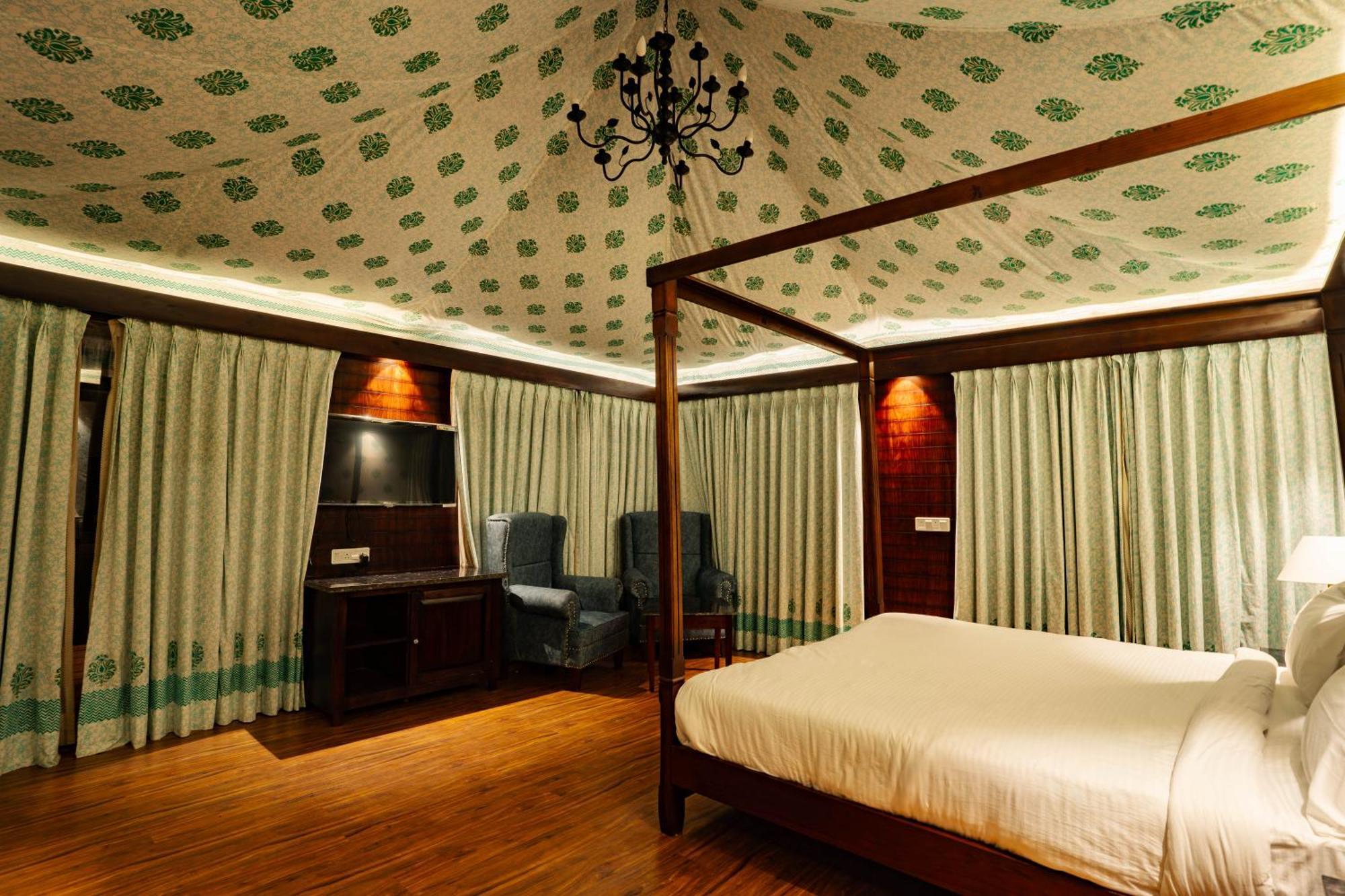 La Nature Hotels & Resorts Sikar Exterior foto